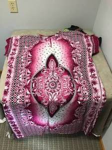 lot 598 image: Womens Clothing - 2XL3XL, Short Sleeve