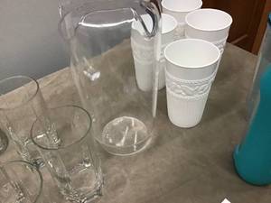 lot 618 image: Hydrate Set