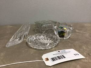 lot 579 image: Glass Crystal Cut Trinket Box, Glass Crystal Cut Bowl with Crystal Candies, Glass Crystal Cut Tray and Glass Crystal Cut Shoe