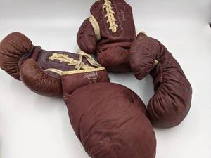 1952 Authentic Vintage Boxing Gloves