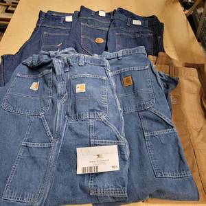 7 Pairs of Denim Jeans (5) Size 32 (2) Size 33 - Carhartt, G&K, Some Fire Retardant