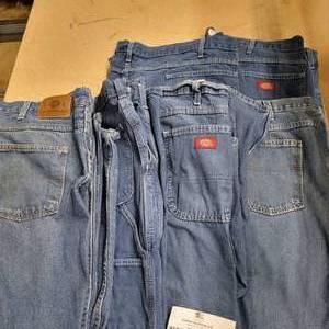 6 Pairs of Denim Jeans (4) Size 42 (1) Size 44 (1) Size 46 - Dickies, G&K, Some Fire Retardant