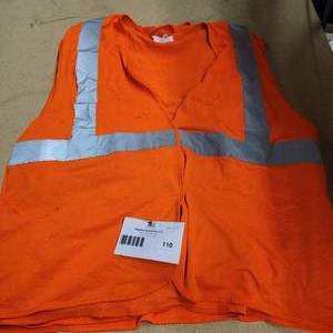 9 Medium Reflective Work Vests