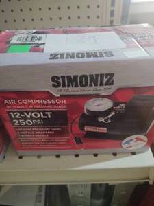 lot 179 image: Simoniz Air compressor with built i...