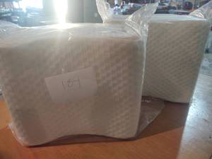 lot 184 image: 2 Brand new Knee Pillows...