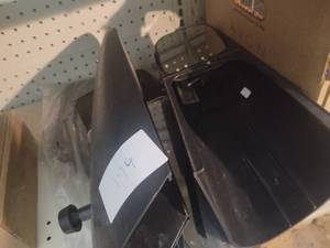 lot 194 image: 2 Extended mirrors, and four mud fl...