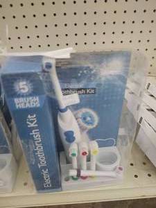 lot 208 image: 2 Electric toothbrush kits 5 brush ...