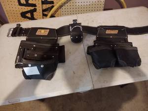 lot 16 image: AWP heavy duty Genuine Leather tool...