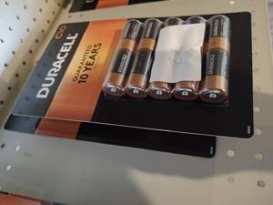 lot 22 image: 2 packs C10 Duracell Batteries...