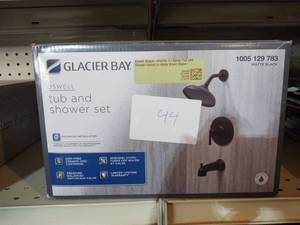lot 44 image: Glacier Bay Oswell tub and shower s...