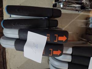 lot 87 image: 2 Powershot staple and nail gun, 2 ...