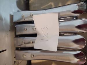 lot 123 image: 4 T50 Arrow heavy duty staple gun  ...