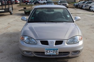 2000 Hyundai Elantra GLS
