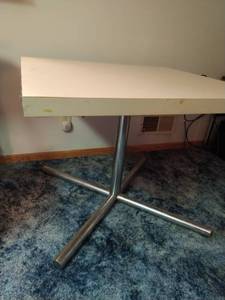 lot 171 image: Square Table