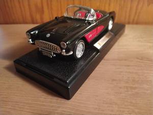 lot 20 image: 1957 Corvette Model Car