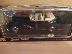 lot 44 image: 1955 Mercedes-Benz 300s Special Edition By Maisto