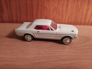 lot 201 image: 1964 Ford Mustang Model Car By ERTL