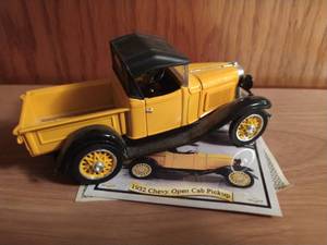 lot 207 image: 1932 Chevy Open Cab Pickup Model Car By National Motor Museum Mint
