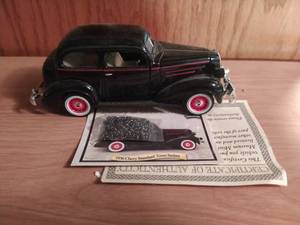 lot 209 image: 1936 Chevrolet Standard Town Sedan Model Car By National Motor Museum Mint