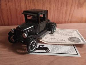 lot 237 image: 1923 Chevrolet Copper Cooled Coupe Model Car By National Motor Museum Mint
