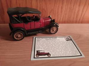 lot 243 image: 1918 Chevy 490 Touring Model Car By National Motor Museum Mint