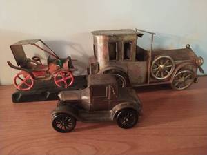lot 274 image: Metal Car Sculptures