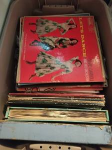 lot 283 image: Vinyl Lot