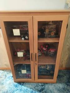 lot 416 image: Display Cabinet