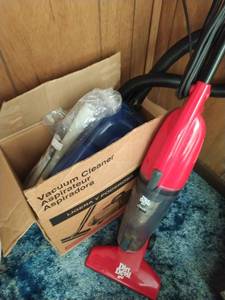 lot 431 image: Two Vacuums