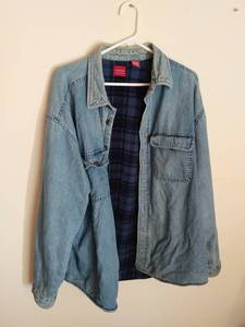 lot 124 image: Vintage Arrow Denim Jacket With Fleece Lining