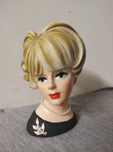 lot 50 image: Vintage Lady Head Vase Bust