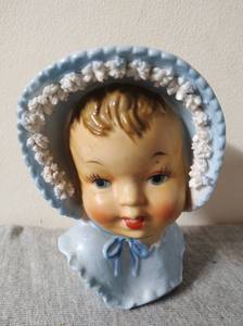 lot 55 image: Vintage Baby Head Vase Bust