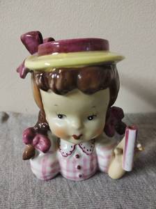 lot 62 image: Vintage Girl Head Vase