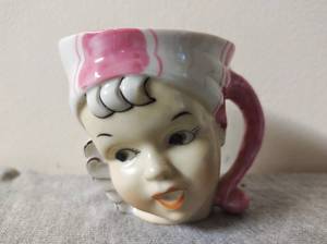 lot 64 image: Vintage Lady Head Bust Mug