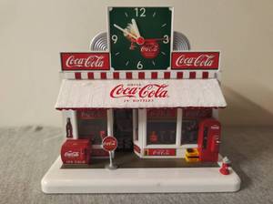 lot 8 image: Coca-Cola Soda Fountain Clock