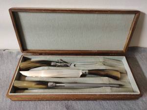 lot 86 image: Vintage Carving Knife Set