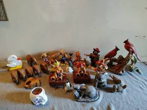 lot 98 image: Collection of Animal Figurines