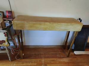 lot 313 image: Sofa Table