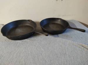 lot 330 image: Two Cast Iron Skillets