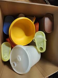 lot 355 image: Huge Collection of Vintage Tupperware
