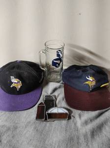 lot 374 image: Minnesota Vikings Items