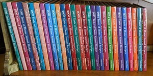 lot 256 image: Complete Collection of Taste of Home Annual Recipes 1994-2021