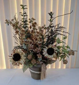 lot 167 image: Beautiful Fall Bouquet of Artificial Flowers in Decorative Pot