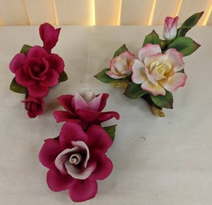 lot 94 image: Classic Set of (3) Andrea by Sadek Porcelain Flowers