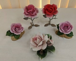lot 90 image: Gorgeous Set of (5) Andrea by Sadek Porcelain Flowers