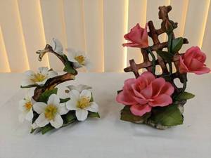 lot 175 image: Lot of (2) Napoleon (Italy) Handmade Capodimonte Style Porcelain Rose Figurines