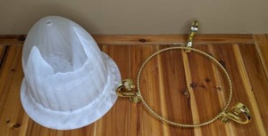 lot 208 image: Murano Glass Dome Lamp Shade & Surround