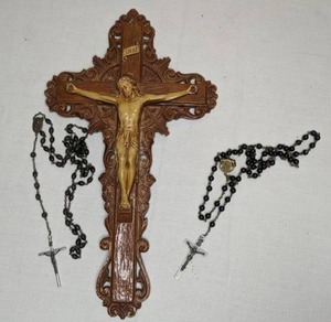 lot 249 image: Set of (2) Antique Rosaries and Crucifixion Wall Hanging