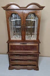lot 227 image: Beautiful Jewelry Cabinet filled with Parkland Jewelry