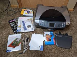 lot 83 image: Epson Stylus Photo RX600 Printer with Photo Paper